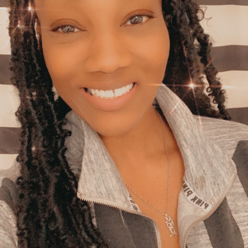 Meet your Posher, Shayla